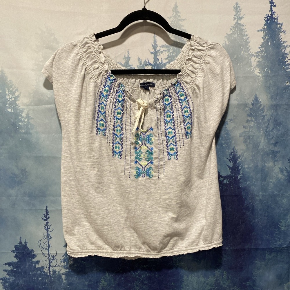 Y2K‎ American Eagle Women's Cap Sleeve Top Embroidered Gray Color Size Medium